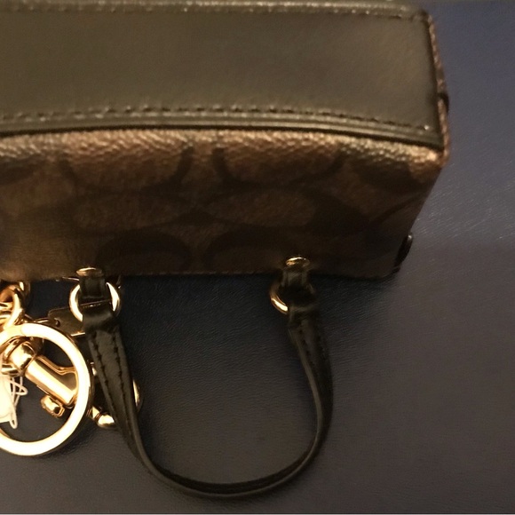 Coach Mini Gallery Tote Bag Charm Signature Canvas Keyfob Coin Purse - Picture 4 of 7